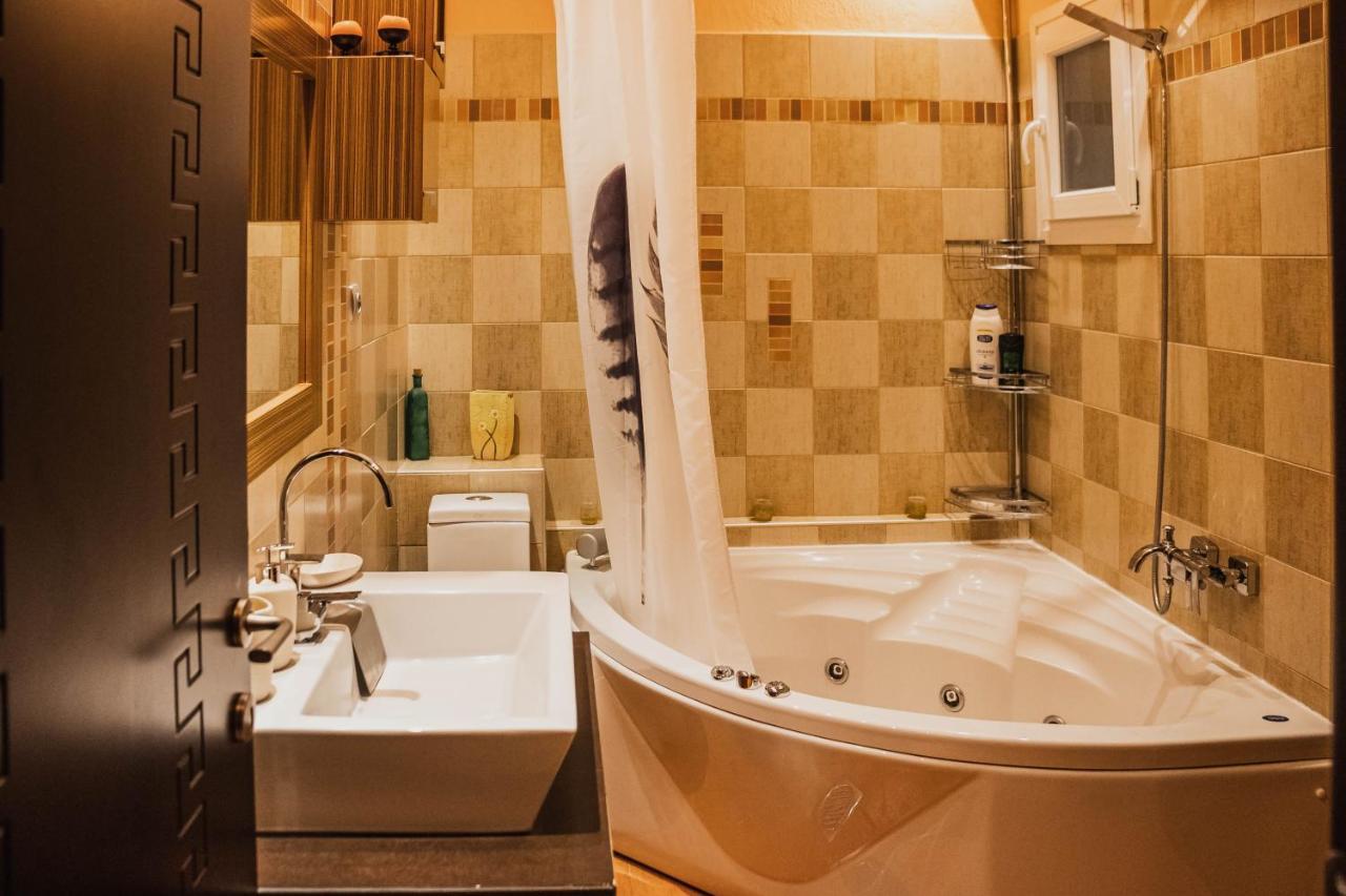 Bojana' S Luxury House Lägenhet Larissa Exteriör bild